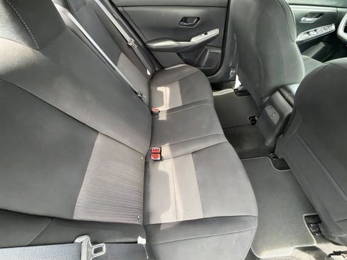 Used 2024 Nissan Sentra SV image 10