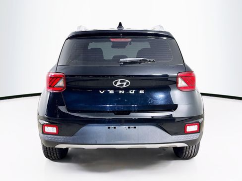 Used 2022 Hyundai Venue SEL w/ Cargo Package FWD image 30