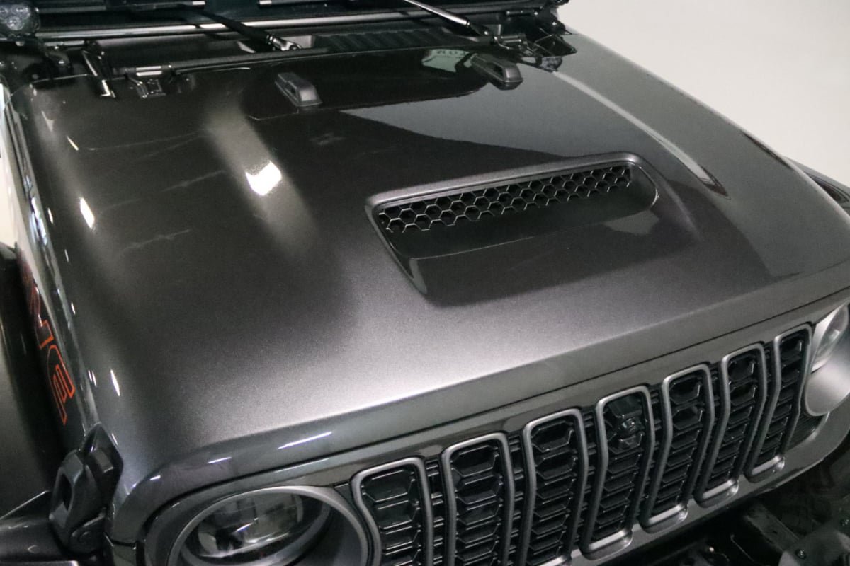 Used 2026 Jeep Gladiator Mojave AWD/4WD image 33
