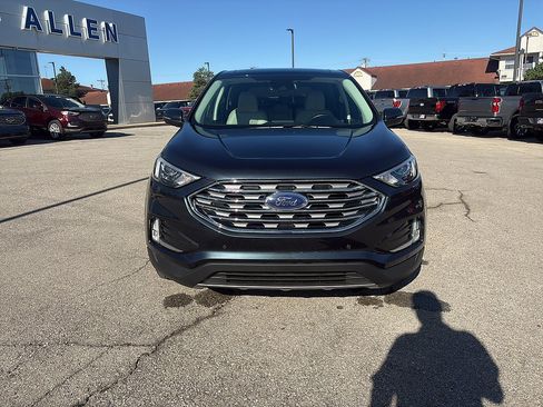 Used 2023 Ford Edge Titanium AWD/4WD image 8