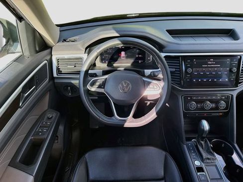 Used 2022 Volkswagen Atlas SE FWD image 17