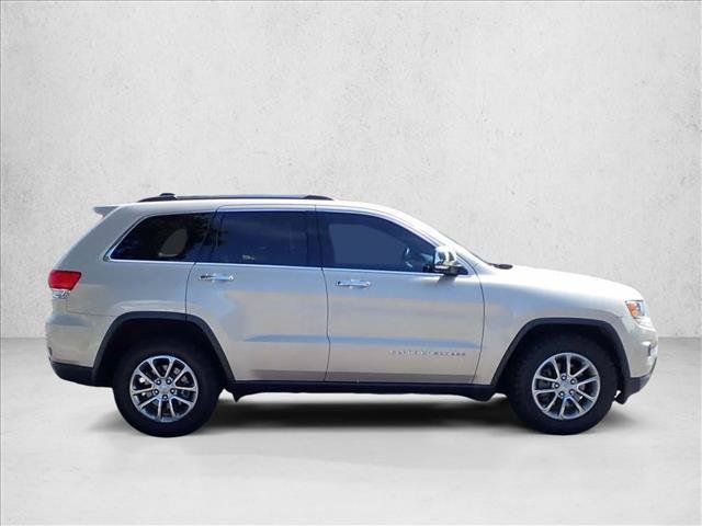 Used 2015 Jeep Grand Cherokee Limited AWD/4WD image 5