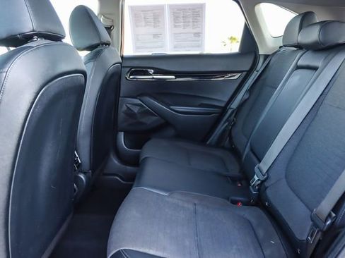 Used 2023 Kia Seltos S image 19