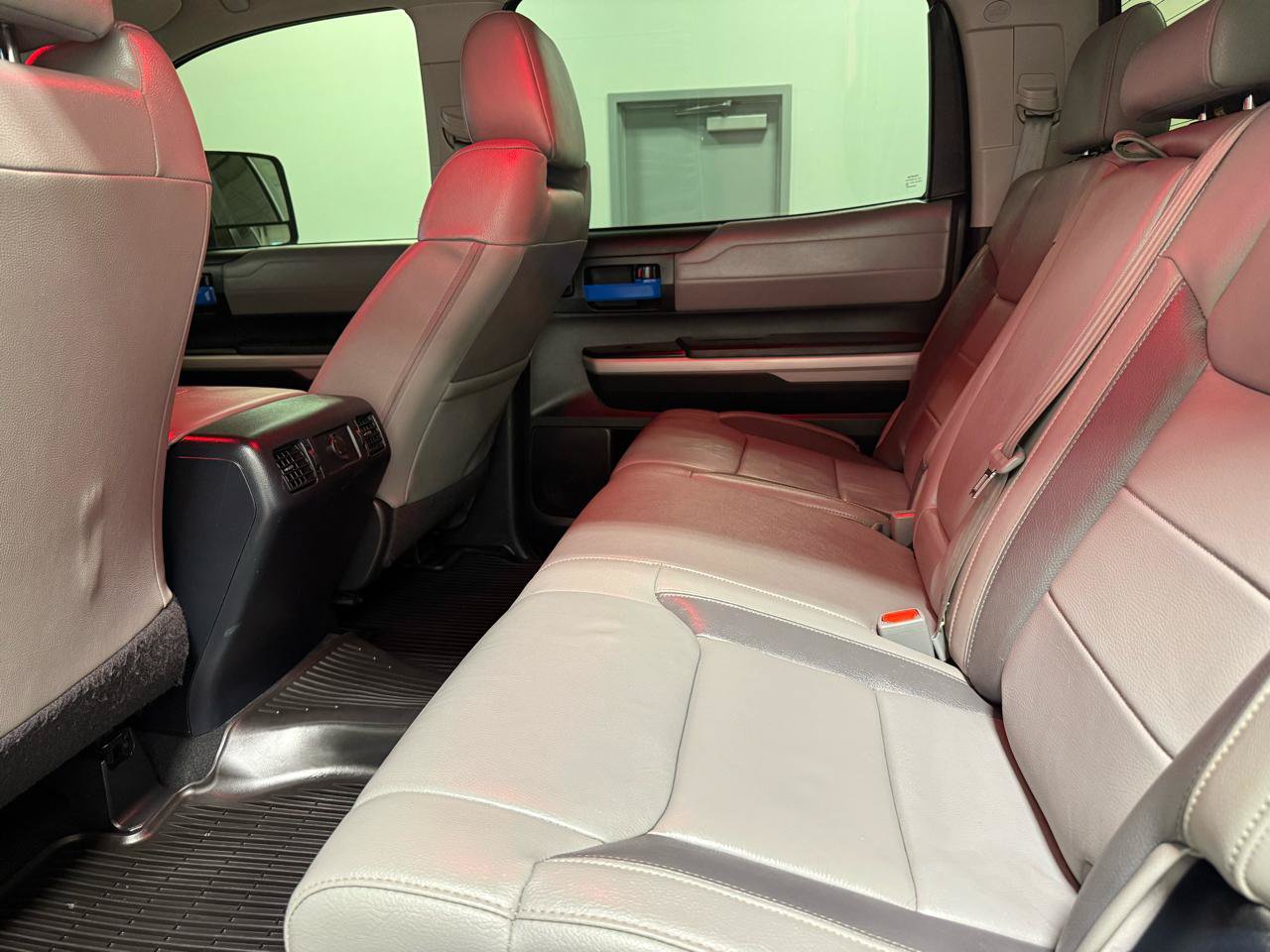 Used 2018 Toyota Tundra Limited AWD/4WD image 22