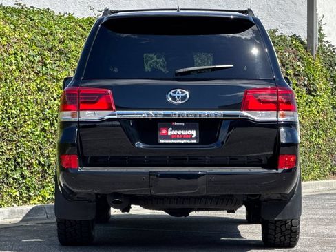 Used 2020 Toyota Land Cruiser Heritage Edition AWD/4WD image 5
