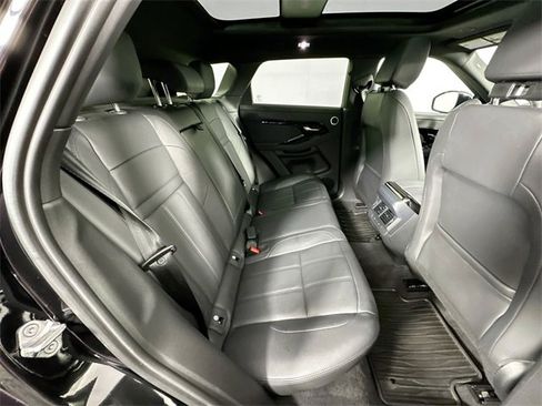 Used 2025 Land Rover Range Rover Evoque S image 29