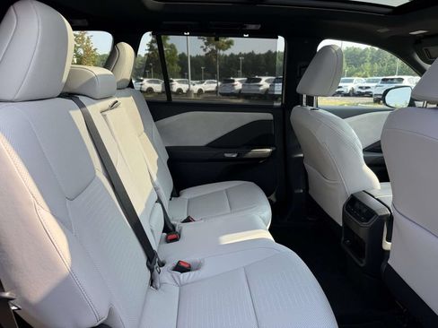 Used 2026 Lexus TX 350 AWD w/ Technology Package image 16