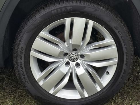 Used 2019 Volkswagen Atlas SE FWD image 14