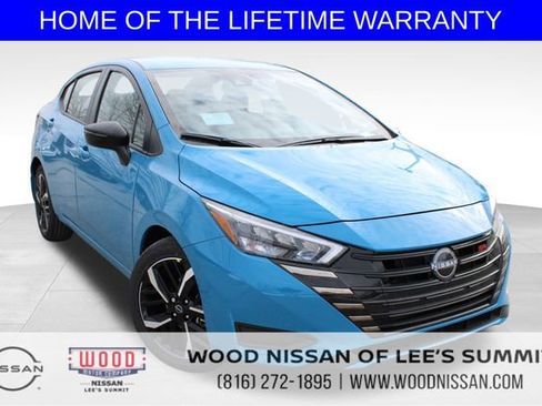 New 2025 Nissan Versa SR w/ Trunk Package image 1