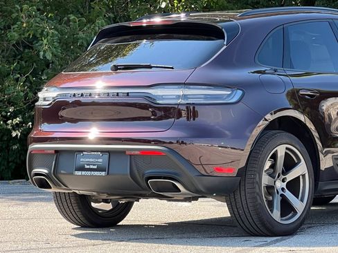 Certified 2026 Porsche Macan AWD/4WD image 9