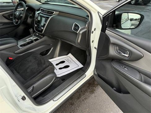 Used 2021 Nissan Murano S image 15