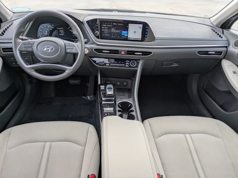 Certified 2023 Hyundai Sonata SEL w/ Convenience Package FWD image 13