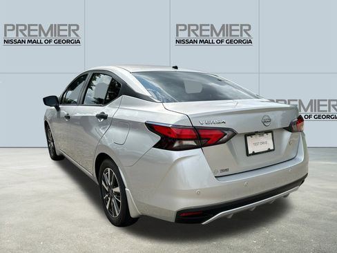 Used 2025 Nissan Versa S w/ S Plus Package FWD image 7