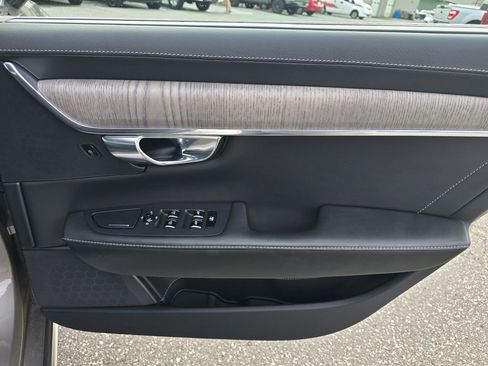 Used 2021 Volvo S90 T6 Inscription image 48