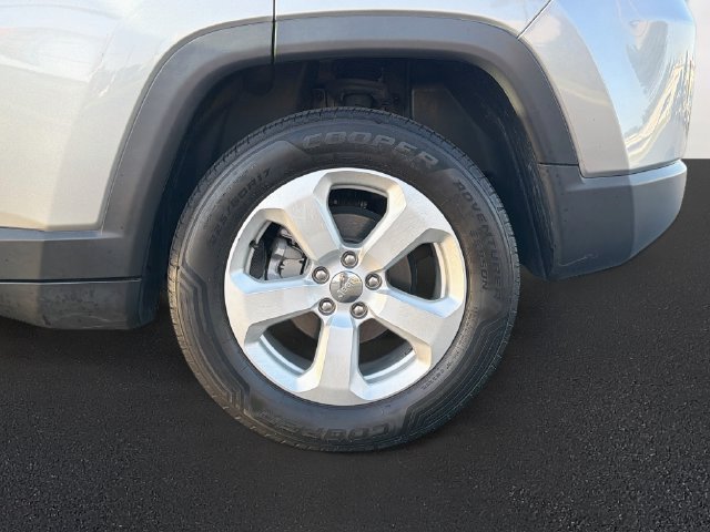 Used 2021 Jeep Compass Latitude w/ Sun and Sound Group FWD image 10
