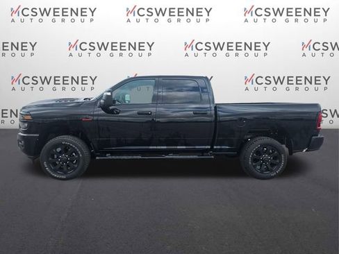 Used 2026 RAM 2500 Tradesman AWD/4WD image 2