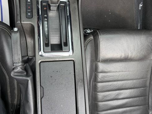 Used 2010 Ford Mustang Premium RWD image 5