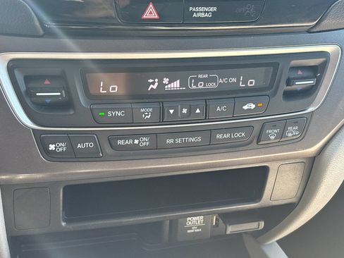 Used 2016 Honda Pilot EX image 22