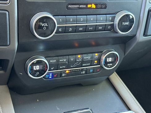 Used 2020 Ford Expedition XLT w/ Equipment Group 202A image 23