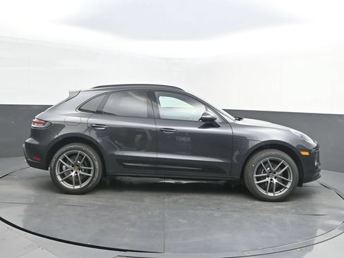 New 2026 Porsche Macan AWD/4WD image 8
