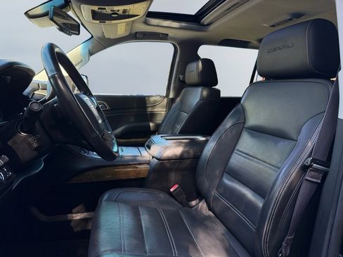 Used 2017 GMC Yukon Denali image 23