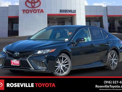 Used 2021 Toyota Camry SE w/ Cold Weather Package
