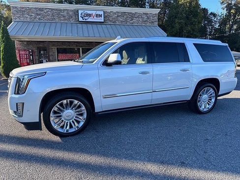 Used 2018 Cadillac Escalade ESV Platinum image 1
