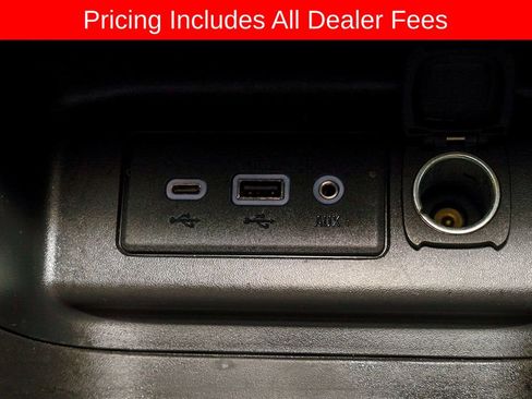 Used 2019 Chevrolet Equinox LT FWD image 14