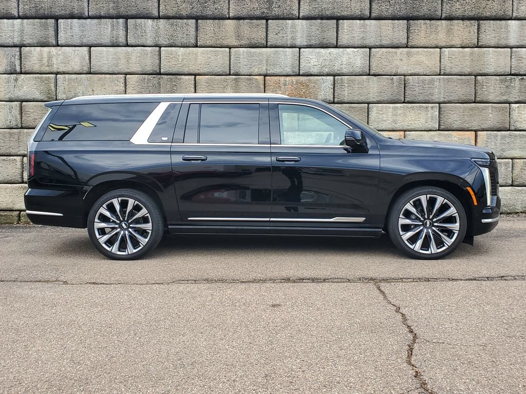 Certified 2025 Cadillac Escalade ESV Premium Luxury w/ Touring Package AWD/4WD image 6