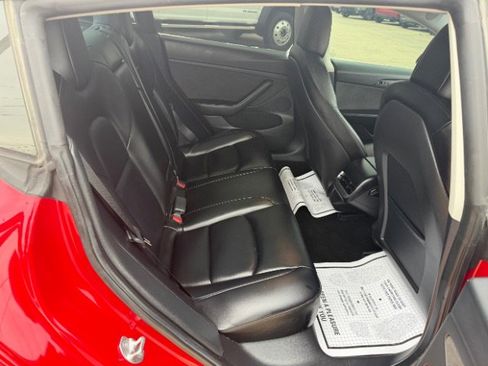 Used 2022 Tesla Model 3 Long Range AWD/4WD image 16