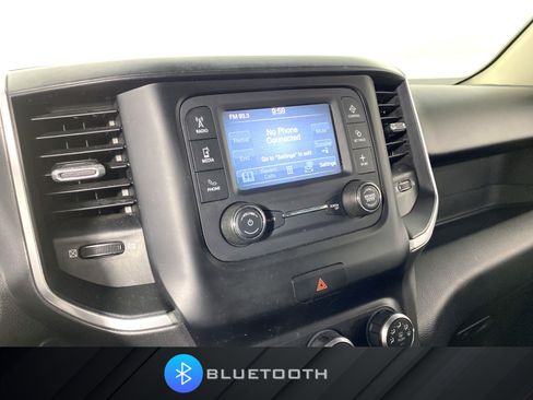 Used 2019 RAM 1500 Big Horn image 4