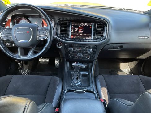 Used 2020 Dodge Charger Scat Pack w/ Plus Group RWD image 10