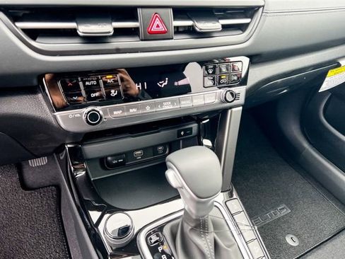 New 2026 Kia Seltos SX w/ SX Sunroof Package image 22