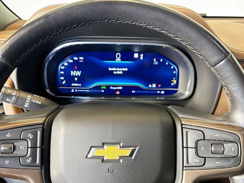 Used 2022 Chevrolet Tahoe High Country image 16