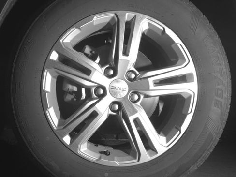 Used 2024 GMC Terrain SLE AWD/4WD image 14