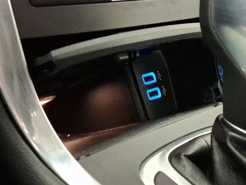 Used 2017 Ford Edge Titanium w/ Technology Package AWD/4WD image 26