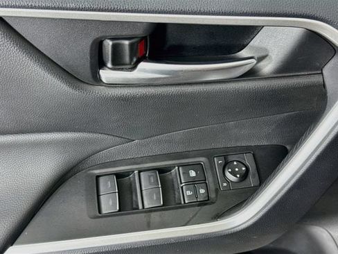 Certified 2025 Toyota RAV4 XLE AWD/4WD image 19