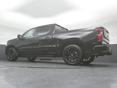 Used 2026 Chevrolet Silverado 1500 High Country w/ Midnight Edition AWD/4WD image 35