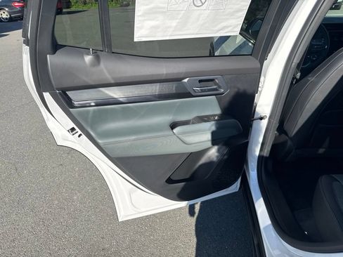 New 2026 GMC Terrain AT4 w/ Convenience Package III AWD/4WD image 40