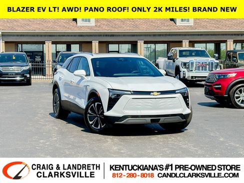 Used 2024 Chevrolet Blazer EV LT image 1