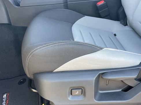 New 2025 Toyota Tacoma PreRunner image 18