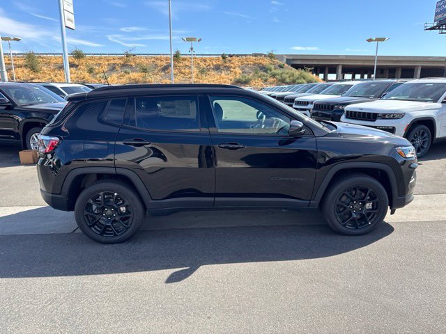 New 2026 Jeep Compass Latitude AWD/4WD image 6