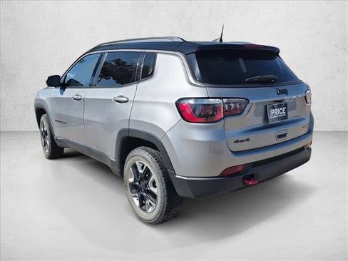 Used 2018 Jeep Compass Trailhawk w/ Cold Weather Group AWD/4WD image 8