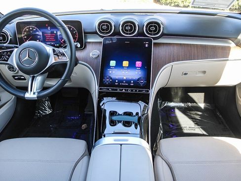 Certified 2025 Mercedes-Benz C 300 4MATIC Sedan image 9