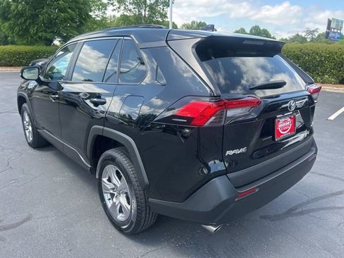 Used 2024 Toyota RAV4 XLE FWD image 11