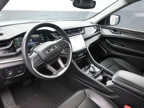 Used 2024 Jeep Grand Cherokee Limited 4xe AWD/4WD image 16