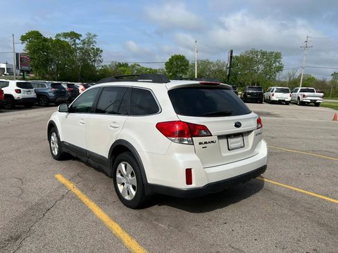 Used 2010 Subaru Outback 2.5i Limited AWD/4WD image 7