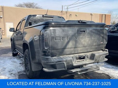 Certified 2022 Chevrolet Colorado Z71 w/ Z71 Midnight Edition image 2