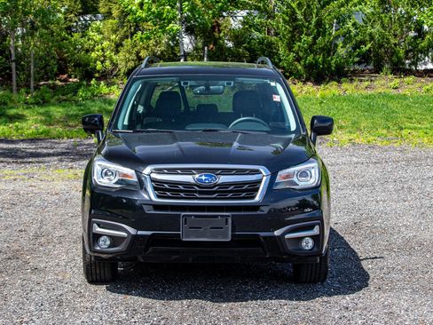 Used 2018 Subaru Forester 2.5i Limited AWD/4WD image 2