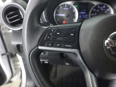 Used 2021 Nissan Kicks S image 16